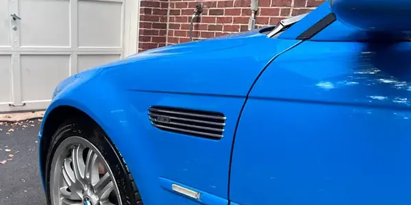 Mobile Exterior Detail